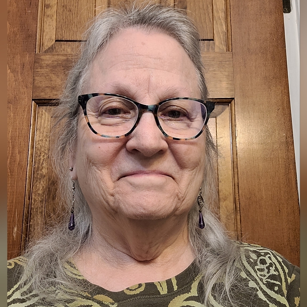 Meet your Posher, Jane Gump